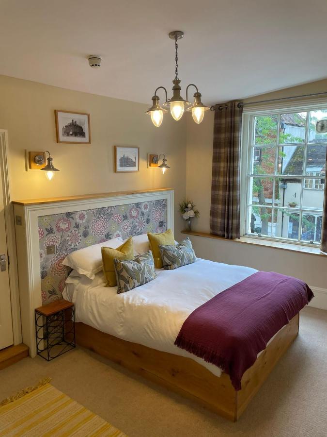 Hotel The White Hart Whitchurch  Esterno foto